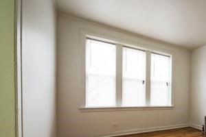 701 S Karlov Ave Apartments Chicago Living Room